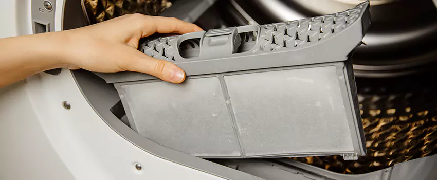 Signs Of A Clogged Dryer Lint Trap in Lake Charles, Louisiana